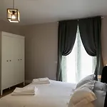 Dimora Santa Rosalia Apartment *