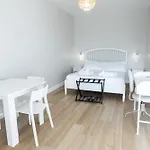 Dimora Santa Rosalia 아파트 *