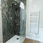 Dimora Santa Rosalia 아파트 *