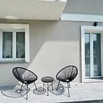 Dimora Santa Rosalia Apartment *